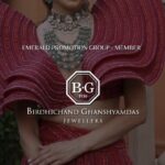 Pooja Batra Instagram - Birdhichand Ghanshyamdas Jewellers - a stronghold of luxury bridal and fine jewellery, enriched by a legacy spanning decades. Here, tradition and modernity harmoniously unite in designs of unparalleled finesse, expressing character and experience. Their profound respect for traditional jewellery artistry, alongside their passion and artistic flair, leads them to Jaipur's narrow lanes. Explore their luxurious fine jewellery collection, where precious emeralds gracefully entwine with alluring diamonds, creating an elegant grandeur to our Emerald Promotion Group. Mark your Calendars for the December Show! December 22 to 25, 2023 JECC Sitapura, Jaipur #JaipurJewelleryShow #TheDecemberShow #JJS #JJS2023 #JJSJaipur #JewelleryDesigners #EmeraldPromotionGroup #BirdhichandGhanshyamdas #BG @birdhichand @poojabatra Jaipur Jewellery Show