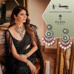 Pooja Batra Instagram - JJS proudly welcomes @achaljewels to the esteemed Emerald Group Promotion. Achal Jewels is a radiant beacon of Jaipur's unique royal heritage, beautifully manifested through their handcrafted Polki, Kundan, and Diamond special bridal jewellery collection. Designed to evoke the regal essence within every Indian bride, their significant influence is felt not only in India's jewellery market but also resonates strongly on the global stage. Mark your Calendars for the December Show! December 22 to 25, 2023 JECC Sitapura, Jaipur #JaipurJewelleryShow #TheDecemberShow #JJS #JJS2023 #JJSJaipur #JewelleryDesigners #EmeraldPromotionGroup #AchalJewels @achaljewels @poojabatra Jaipur Jewellery Show