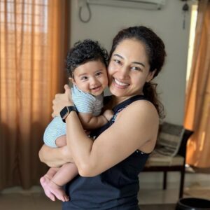 Pooja Ramachandran Instagram - When my butter ball is all set for the day and I can happily go to do my workout.. 

@kiaankokken 

#morningsareourfavorite #kiaankokken #momandson #gratefullheart #blessedandthankful