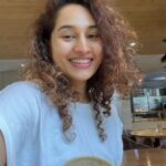 Pooja Ramachandran Instagram - When you make a pit stop for some ice cream and the lighting is just perfect 🥰♥️ #happyme #dontloseyoursmile