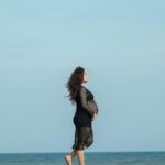 Pooja Ramachandran Instagram - Your time is limited so don’t waste it living someone else’s life! Seize every moment! Shot by @zerogravityphotography MUA @mua_vijisharath PR @uthrauv #maternityshoot #maternityphotography #maternityfashion #pregnancyphotoshoot #pregnancydiary #pregnancyjourney #lifeinsideofme #mybaby #blessedandgrateful #homestretch #indianpregnantmom #pregnantbelly #beachside #beachgirl Sheraton Grand Chennai Resort & Spa