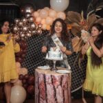 Pooja Ramachandran Instagram - Laughter, smiles, love, memories and great food!! Photography : @zerogravityphotography Decor : @vermiliondecors PR : @uthrauv #babyshower #birthday #2023 #ohsospecial Black Orchid