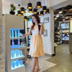Poonam Dubey Instagram - Swipe to see what I use for my Healthy and happy hair.😍🥰 . . . . . #happyme #salontime #blessed #lady #poonamdubey Affinity Salon Juhu