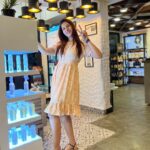 Poonam Dubey Instagram - Swipe to see what I use for my Healthy and happy hair.😍🥰 . . . . . #happyme #salontime #blessed #lady #poonamdubey Affinity Salon Juhu