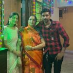 Poonam Dubey Instagram - Happy Mother’s Day mummy कोई भी एक दिन आपके लिए ख़ास कैसे बोलु आप से हमारी ज़िंदगी है हमारी ख़ुशी है हमारा सुकून है और हमारा अस्तित्व हैं। आपको हर दिन हर पल महादेव खुश रखे , दुनिया की सारी ख़ुशिया दे और हमे हर जन्म में आपकी ही गोद मिले और महादेव इस लायक़ बनाये की हम आपके चेहरे पर मुस्कान ला सके। we love you mummy ❤️❤️❤️ Mumbai - मुंबई