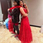 Poonam Dubey Instagram - Thank you so much @tridenteventsandmedia for awarding me with title of “most gorgeous actress of bhojpuri film industry “ It was honoured to be part of #globalinspirationalawardsandfashionshow Special thanks to @disha_d_kakran shivkakranofficial Thank you so much my partner and choreographer @m.k__gupta_joy 🥰🥰 . . . Style by @vidyamourya096 ❤️ Makeup hair by @snehalataarora ❤️ #poonamdubey Mumbai, Maharashtra