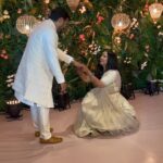 Poonam Dubey Instagram - Congratulations @nikhilmajumdar bhaiya and @dr.nikitagangurde bhabhi 🦢🦢❤️❤️🧿🧿😘😘 Mahadev aap dono ki zindagi khushiyon se bhar de. Congratulations @durgaprasadmajumdar sir and @aditi_majumdar auntie ❤️❤️🙏🙏 Mumbai - मुंबई