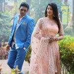 Poonam Dubey Instagram - मेरी प्यारी दोस्त और अपने परिवार की एक जिम्मेदार बेटा पूनम दूबे को जन्मदिन की हजारों हजारों शुभकामनाएं। डियर दुबाईन महादेव आपकी झोली में दुनियां की हर खुशी भर दें यही शुभकामनाएं है यश कुमार की❤️❤️❤️ हर हर महादेव