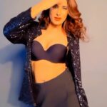 Poonam Dubey Instagram - Bujhho to Jane mera boyfriend Kaun hai 😍😍😍 . . . . #trendingreels #bollywoodsongs @nehakakkar @tonykakkar ❤️❤️ #poonamdubey Mumbai, Maharashtra