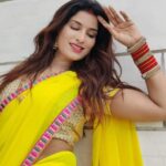 Poonam Dubey Instagram - पूनम दुबे भोजपुरी एक्ट्रेस Follow - @bhojpuriyalallantop ❤️❤️ @poonamdubeyofficial #sanchitabannerjee #london #bhojpurisongs #aksharasingh #pradeeppandeychintu999 #bhojpuriheroine #bhojpuriswag #yashkumarmishra #ritusingh #madhusharma #shooting #bhojpurisong #nishadubey #priyankarewri #mehandilagakerakhna3bhojpurimovie #saiyaarabgailenaabhojpurimovie #dulhahindustanibhojpurimovie #saharafsha #pawansingh #snehupadhya #balamwabhojpurimovie #bossbhojpurimovie #khesarilalyadav