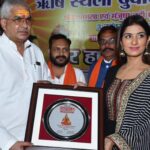 Poonam Dubey Instagram - महारिशि दुर्वसा जी की पुण्य नगरी से कुछ अविस्मरिय चित्र। धन्यवाद विनय राय जी एवं उनके समस्त साथी सहयोगियों को मुझे आमन्त्रित करने के लिए । 🙏 हर हर महादेव 🙏 🙏 जय श्री राम 🙏 आज़मगढ़ टाइम्स