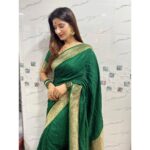 Poonam Dubey Instagram - आपको और आपके परिवार को मेरे और मेरे परिवार की तरफ़ से धनतेरस की हार्दिक शुभकामनाएँ 🙏🙏🙏🙏