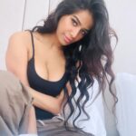 Poonam Pandey Instagram - Messy me. Messy bedroom. . #messy #bedroom #pplovers #ppfans #poonampandey #poonampandeyhot #bedroom