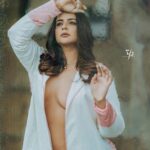 Prachi Tehlan Instagram - ‘Feeling confident, being comfortable in your skin - shape - size — That’s what really makes you beautiful’ ! ❤️ Muse: @prachitehlan Photographer: @richard_antony_ Designer stylist : @jishadshamsudeen Makeup & HairStyling : @jcb_kochi Crew :@cinematographer_jibin_dev @knowrich Retouch : @sam_retouch #beingboldandboundless #beingboldandunapologetic🗣 Kochi, India
