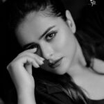 Prachi Tehlan Instagram - Being a BATWOMAN 🦇 Photographer: @richard_antony_ Designer stylist : @jishadshamsudeen Makeup & HairStyling : @jcb_kochi Crew :@cinematographer_jibin_dev @knowrich Retouch : @sam_retouch #quirky #sexy #fun #kochi Kochi, India