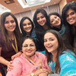 Prachi Tehlan Instagram - All about yesterday 🥹 during @amma.association rehearsals ☺️💕💕 @anu_sithara @jojugeorgeactorofficial @noushifatiz @actorjomol #keralaactors #malayalamactors #amma #performers #actorslife #loveforthework #happyfaces Kochi Marriott Hotel