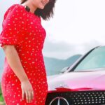 Prachi Tehlan Instagram - India 🇮🇳 to Jeet gai ab!!! Anyone in for a Mercedes drive with me ?? 😜❤️❤️ #carlover #letsdrive #goIndia #t20worldcup #indiawinning
