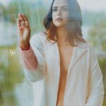 Prachi Tehlan Instagram - ‘Feeling confident, being comfortable in your skin - shape - size — That’s what really makes you beautiful’ ! ❤️ Muse: @prachitehlan Photographer: @richard_antony_ Designer stylist : @jishadshamsudeen Makeup & HairStyling : @jcb_kochi Crew :@cinematographer_jibin_dev @knowrich Retouch : @sam_retouch #beingboldandboundless #beingboldandunapologetic🗣 Kochi, India