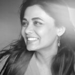 Prarthana Behere Instagram – किसे है पता !!!!!! 🤍🖤🤍🖤🤍
.
#happylife #lifeisbeautiful #blackandwhite #prarthanabehere #happiness #💕♾️