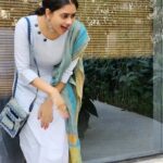 Priyaa Lal Instagram - Good morning 🩵 #goodmorning #candid #post #happiness #insta