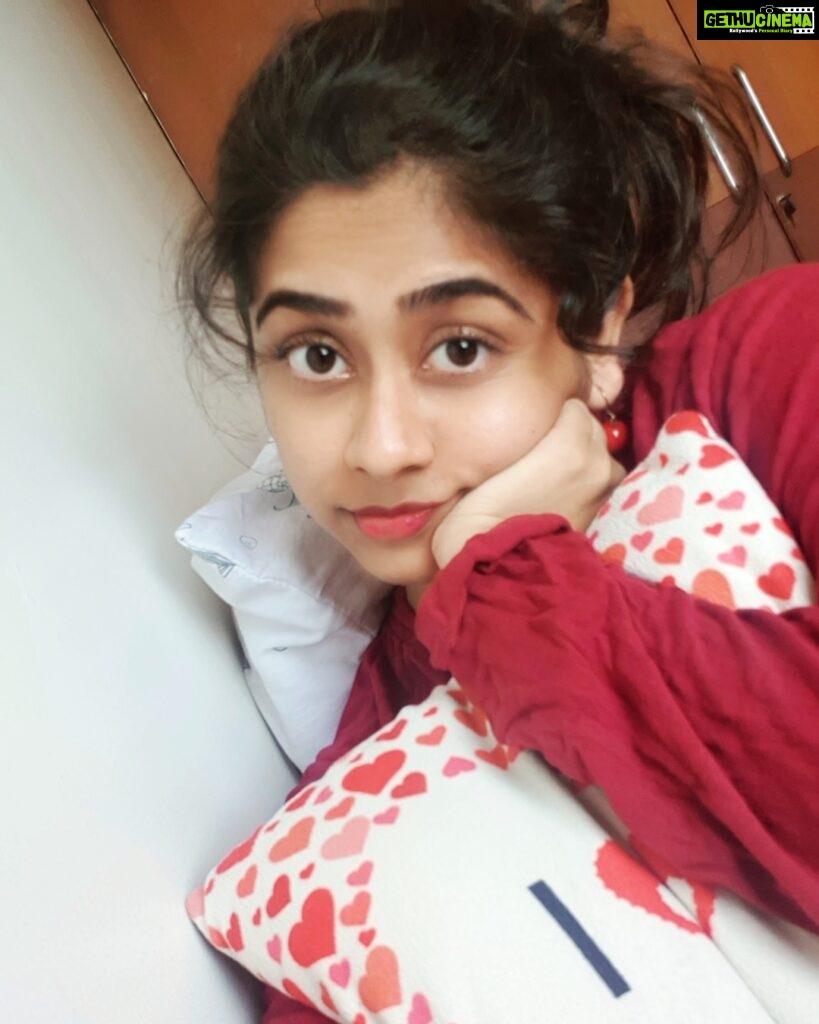 Priyaa Lal Instagram - #mood #selfie