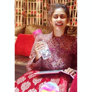 Priyaa Lal Instagram - Looking forward to the New Year and stepping into 2021 with new hopes 😊🥰💗
#newyear
 #2021