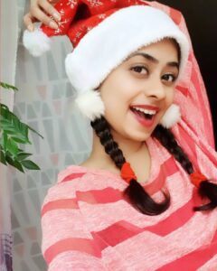 Priyaa Lal Instagram - Christmas Eve Vibes🎄❤
My fav time of the year 

#december #christmaseve  #love #favouritetimeoftheyear #vibes