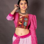 Priyanka KD Instagram - 💗💗💗💕💕…… #priyankakholgade #instagood #instadaily #photooftheday #photography #love #lifestyle #pink #mumbai #maharashtra #navratrilook #navratri