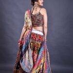 Priyanka KD Instagram - Costume : @heenadesignerstudio.fabrics #priyankakholgade #photography #photooftheday #picoftheday #instagram #instadaily #mumbai #navratrilook