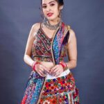 Priyanka KD Instagram - Costume: @heenadesignerstudio.fabrics 📸: @samjoe.official makeup: @diptidedhiamua …… #priyankakholgade #instagram #instagood #instadaily #photography #photooftheday #picoftheday #love #lifestyle #life #happy #smile #garba #garbanight #navratri #navratrispecial #gujrat #mumbai #maharashtra