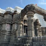 Priyanka KD Instagram - After Kedarnath 7th Jyotirlinga completed with My Mom ❤️… this Temple very special for me bcoz this jyotirling Temple is near to My Nani’s house , don’t miss the end …. Har Har Mahadev #harharmahadev #harharmahadevॐ #aundhanagnath #nagnath #temple #nageshwar #shivji #om #omnamahshivaya #shankar #jyotirling #shriaundhanagnath🕉️🙇 #priyankakholgade आठवे ज्योतिर्लिंग श्री औंढा नागनाथ