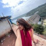 Priyanka KD Instagram - 4th Jyotirling completed SRISAILAM TEMPLE 🙏🏻Har Har Mahadev ॐ नमःशिवाय … #harharmahadev #harharmahadevॐ #mahadev #devokedevmahadev #srisailam #aandrapradesh #priyankakholgade #shravan #life Srisailam Mallikarjun Jyotirling Temple