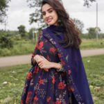 Priyanka KD Instagram - Blue ❤️… #priyankakholgade #instagood #instagram #photography #photooftheday #picoftheday #picture #love #blue #life #style #mumbai #maharashtra