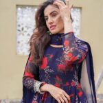 Priyanka KD Instagram - Blue ❤️… #priyankakholgade #instagood #instagram #photography #photooftheday #picoftheday #picture #love #blue #life #style #mumbai #maharashtra