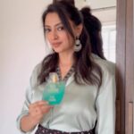 Priyanka Mondal Instagram - Your perfume is your style 💚 #SecretToPujoLook #SecretTemptation #itsasecret #SecretToCompleteLook #PujoSecret #SajorSecret