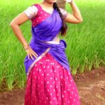 Priyankha Masthani Instagram - தாமர பூவுக்கும் தண்ணிக்கும் எண்ணிக்கும் சண்டையே வந்ததில்ல❣️ #thamaraipoovukum #mamanemamane #priyankhamasthani #priyankha #villagegirl #salemponnu #masthani #priyanka #mastani #leo #vijaysongs #thamara Omalur, Salem district.