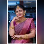 Priyankha Masthani Instagram - You're never fully dressed without jewellery😍...Thanks to @kjs.jewellers Pc:- @bhavaga_photography Makeover:- @susisbridalstudiodharapuram Blouse:- @ponds_aari_works KJS Jewellers - Divine, Salem