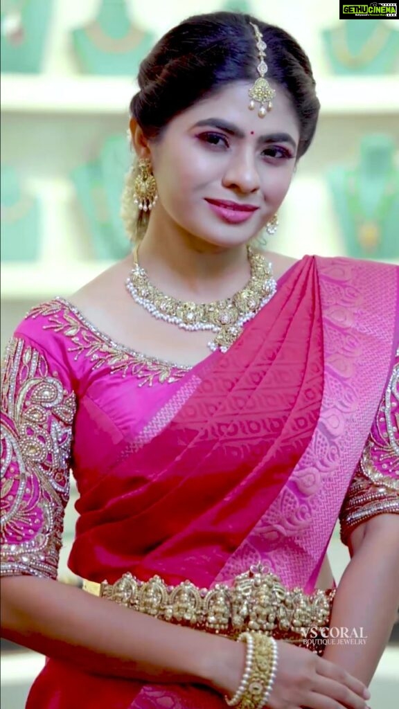 Priyankha Masthani Instagram - VS Coral - Traditional and Boutique jewellery at Namma Salem. Witness the never seen before wide range of collections at your convenient budget. Be our guest and feel the luxury.. Jewellery:- @vscoralslm Pc: @pixarque Makeover:- @rashi__makeupartist Selam Tamilnadu India