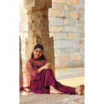 Priyankha Masthani Instagram - உன் பார்வையில் தொலைந்தது நான் மட்டுமல்ல என் கோபங்களும் தான்🤍 Srirangam Temple Tiruchirapalli,