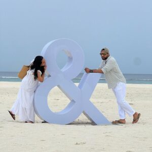 Punit Pathak Instagram - u AND me… forever ! @nidhimoonysingh 
.
@amariraaya 
.
#latepost #holidays #maldives #couple #love #pyaar #fun #friendship #psenitak #instaphoto