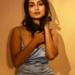 Rachel David Instagram - It’s freezing in Bangalore so thought I’d warm y’all up 🐻 . . . Photographer @ritesh.biswas Hair & makeup @makeupby_prarthana It's Cold