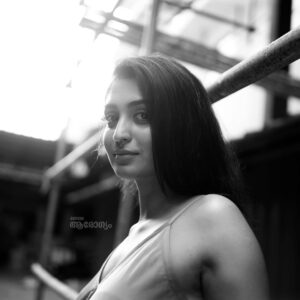 Rachel David Instagram - stages of eye contact // 
.
.
Photographer @syam__babu 
Stylist @joe_elize_joy 
Assisted by @sanliya_sabu 
Hair & make up @rizwan_themakeupboy