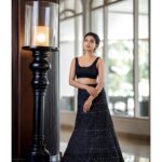Rachel David Instagram - I lit a candle bigger than me this Diwali // Also, May your light shine a million times brighter than this candle // 🌟 . . 📸 @rejibhaskar_ Hair & makeup @makeupandhairbysagallya Styling & outfit @styled_by_gk ♥️ #happydiwalifam