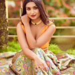 Rachel David Instagram - just your regular Diwali post // ✨ . . . Photographer @ritesh.biswas Hair & makeup @makeupby_prarthana