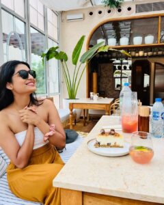 Rachel David Instagram - Sihi having Sihi & celebrating Love Mocktail 2’s success ♥️
.
.
I can’t tell you how much your love means to me. It’s been a year and I still get called Sihi everywhere I go and it only makes me want to do more. Thank you for accepting me and giving me so much love. Sending y’all tight hugs ♥️
