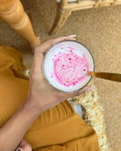 Rachel David Instagram - Sihi having Sihi & celebrating Love Mocktail 2’s success ♥️
.
.
I can’t tell you how much your love means to me. It’s been a year and I still get called Sihi everywhere I go and it only makes me want to do more. Thank you for accepting me and giving me so much love. Sending y’all tight hugs ♥️