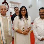 Radha Instagram - Yesterday I got this beautiful opportunity to meet our Kerala Governer Arif Mohammad Khan Ji and Goa Governer Shri P.S. Sreedharan Pillai Ji. While Arif Ji spoke about all beliefs and thoughts about all religions in world Pillai Ji who has already published more than 100 books involved us in topics of literature, I Was totally awestruck by the deep knowledgable conversations we had. Thank you universe for this memorable moment of meeting these two great people together 🕊️🕊️