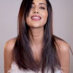 Raiza Wilson Instagram - Found the magic tool to select the perfect shade for my hair color! ✨ Try Garnier’s Virtual Try-On Tool and achieve the perfect hair color transformation for yourself, just like i did! #AD #GarnierColorMatchTool #VirtualTryonwithGarnier