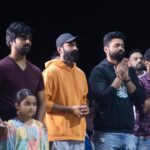 Rakshit Shetty Instagram - A wrap-up ceremony full of smiles, gratitude and cheers! Stills from the Kumbalakaayi event of Paramvah Studios’ two exciting and anticipated projects ‘Bachelor Party’ and ‘Ibbani Tabbida Ileyali’ ♥️ ನಮ್ಮ ಪರಂವಃ ಸ್ಟುಡಿಯೋಸ್ ನಿರ್ಮಾಣದ “ಇಬ್ಬನಿ ತಬ್ಬಿದ ಇಳೆಯಲಿ” ಮತ್ತು “Bachelor ಪಾರ್ಟಿ” ಚಿತ್ರದ ಕುಂಬಳಕಾಯಿ ಕಾರ್ಯಕ್ರಮದ ಒಂದಷ್ಟು ಸಿಹಿ ಕ್ಷಣಗಳು..🤍
