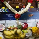 Rakshit Shetty Instagram - A wrap-up ceremony full of smiles, gratitude and cheers! Stills from the Kumbalakaayi event of Paramvah Studios’ two exciting and anticipated projects ‘Bachelor Party’ and ‘Ibbani Tabbida Ileyali’ ♥️ ನಮ್ಮ ಪರಂವಃ ಸ್ಟುಡಿಯೋಸ್ ನಿರ್ಮಾಣದ “ಇಬ್ಬನಿ ತಬ್ಬಿದ ಇಳೆಯಲಿ” ಮತ್ತು “Bachelor ಪಾರ್ಟಿ” ಚಿತ್ರದ ಕುಂಬಳಕಾಯಿ ಕಾರ್ಯಕ್ರಮದ ಒಂದಷ್ಟು ಸಿಹಿ ಕ್ಷಣಗಳು..🤍
